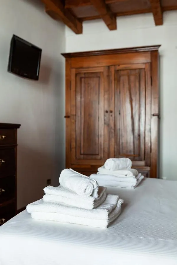 Suite Via Torino Milano 0*,  Italia